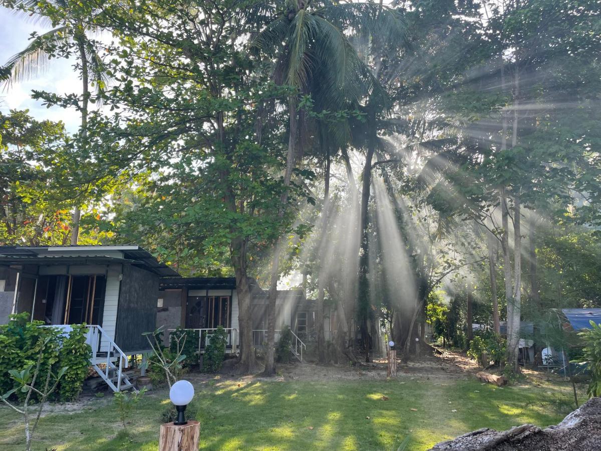 Koh Ngai Sea Open Resort エクステリア 写真